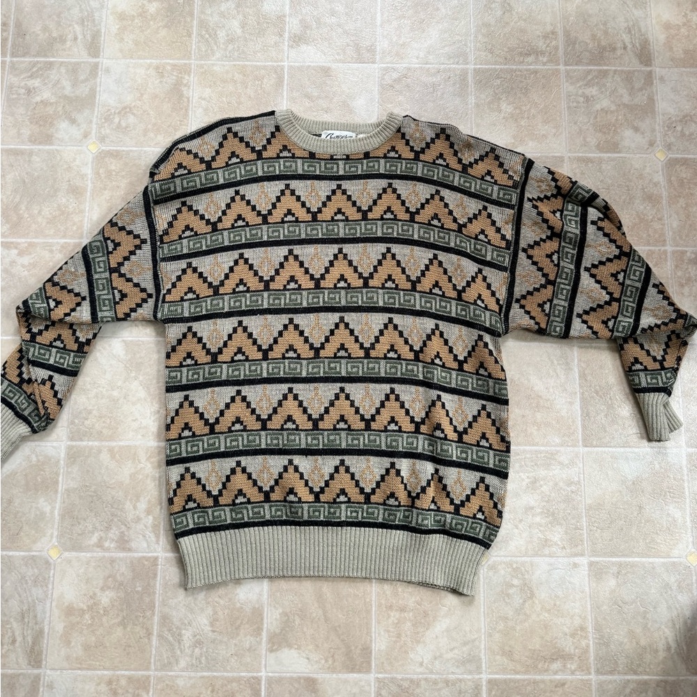 Textured Geometric Crewneck Sweater in Tan, Olive & Black
